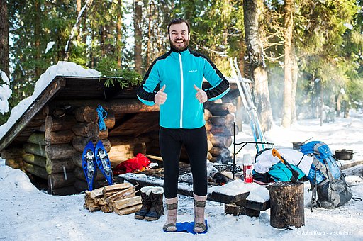 Welche Kleidung und Ausrüstung brauche ich für eine Huskytour?